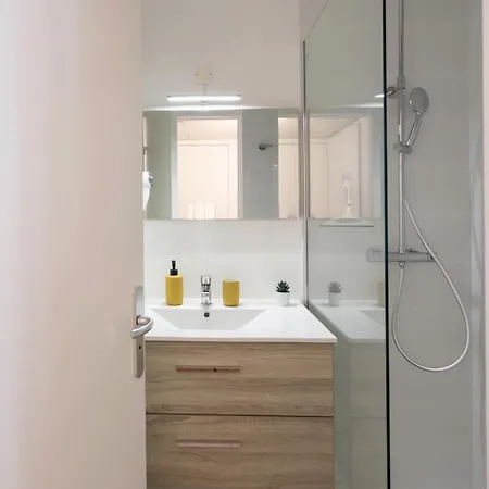 Cosy Escape Yourhosthelper Apartman Cannes